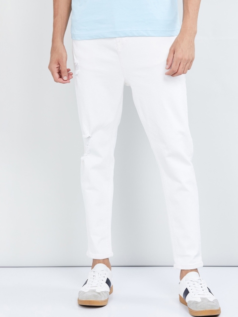 

max Men White Slim Fit Mid-Rise Low Distress Jeans