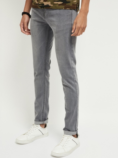

max Men Grey Slim Fit Mid-Rise Clean Look Jeans