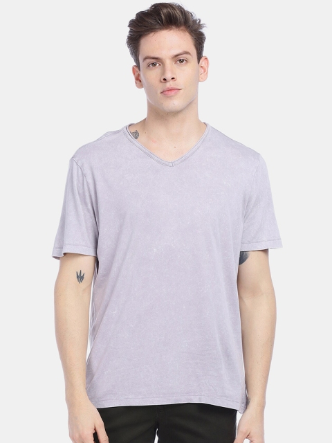 

GAP Men Purple Solid V-Neck T-shirt