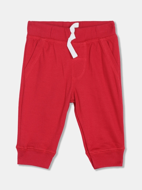

The Childrens Place Boys Red Solid Jogger