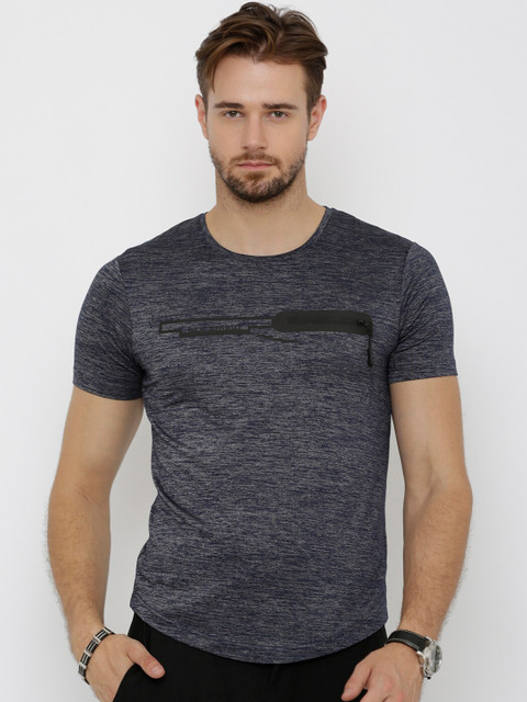 

Rex Straut Jeans Men Grey & Blue Solid Round Neck T-shirt