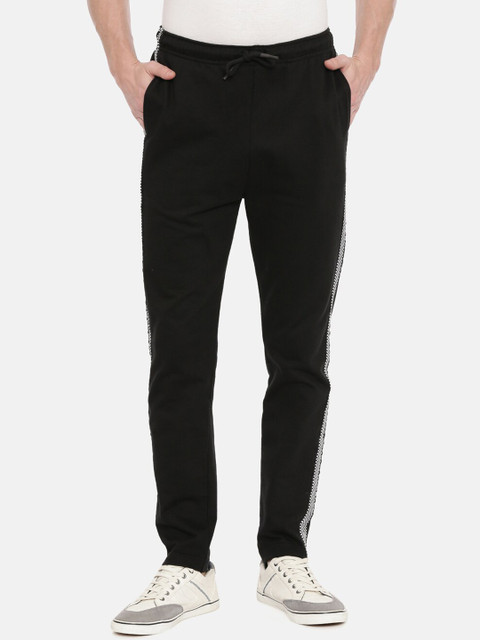 

Breakbounce Men Black Solid Slim Fit Track Pants