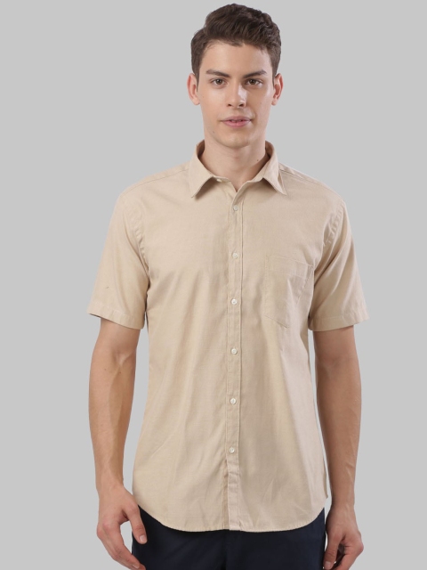 

Next Look Men Beige Regular Fit Solid Casual Shirt