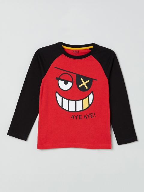 

max Boys Black Colourblocked Round Neck T-shirt
