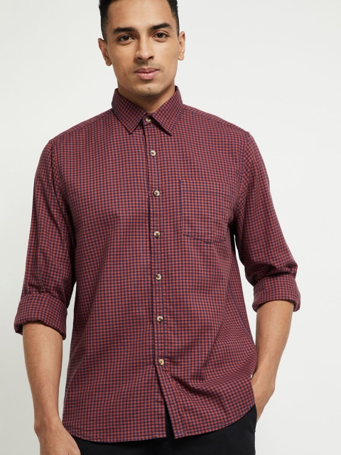 

max Men Red Slim Fit Checked Casual Shirt