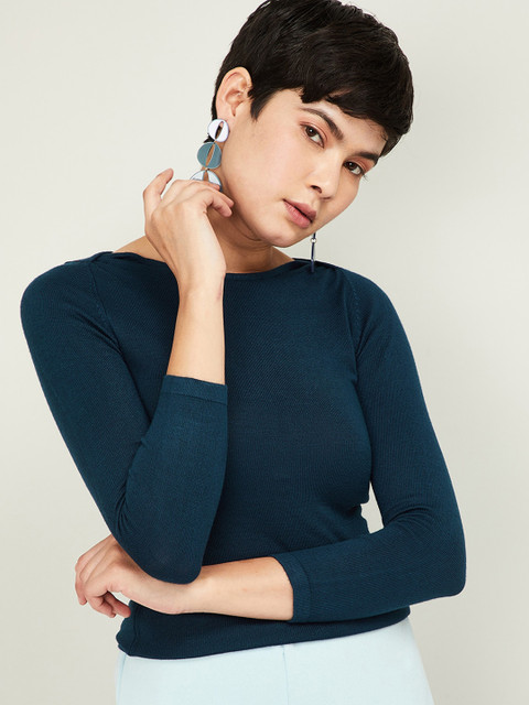 

CODE by Lifestyle Women Green Solid Top