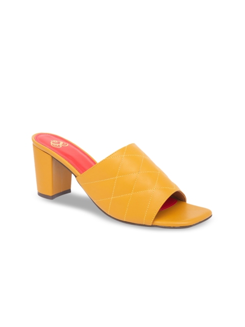 

Sole To Soul Women Tan Solid Mules
