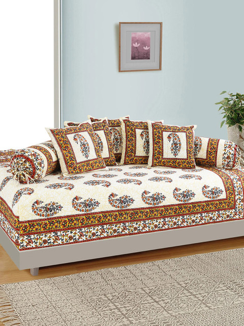 

Salona Bichona Set Of 8 White & Red Printed Cotton Diwan