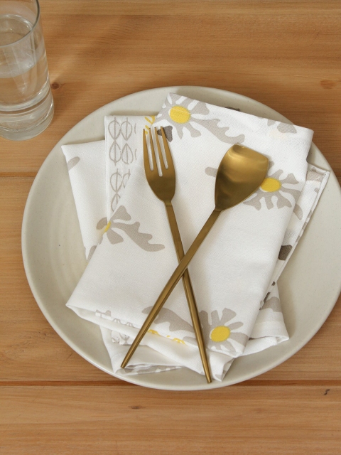 

House This Set of 2 Yellow & White Printed Table Napkins