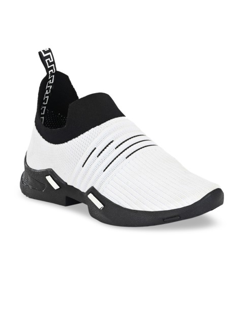 

BUCIK Men White & Black Colourblocked Slip-On Sneakers