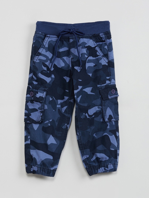 

max Boys Blue Printed Regular Fit Regular Shorts