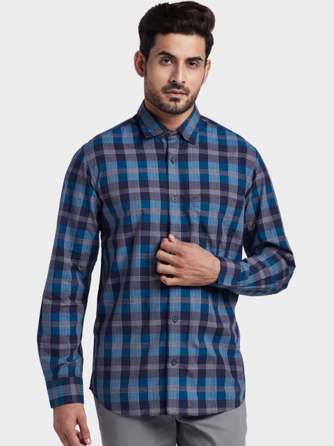 

ColorPlus Men Blue & White Tailored Fit Checked Casual Shirt