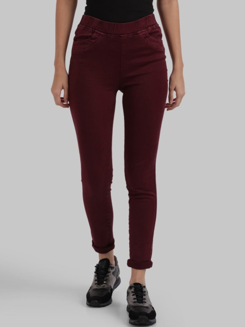 

Parx Women Maroon Regular Fit Mid-Rise Clean Look Jeans