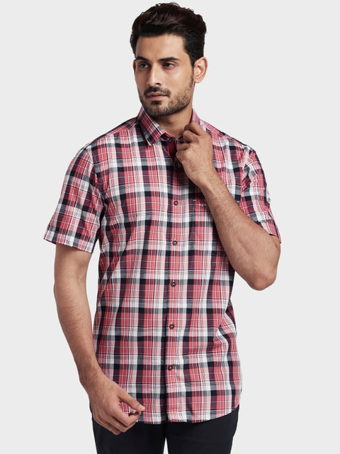 

ColorPlus Men Maroon & Blue Tailored Fit Checked Casual Shirt