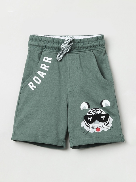 

max Boys Green Printed Regular Fit Regular Shorts