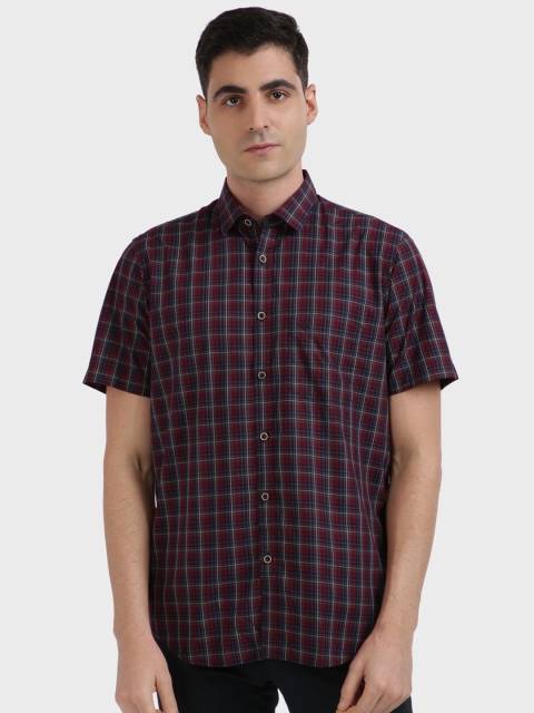 

ColorPlus Men Maroon Checked Casual Shirt