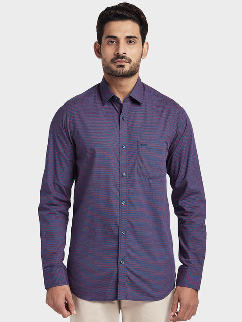

ColorPlus Men Red Regular Fit Solid Casual Shirt, Blue
