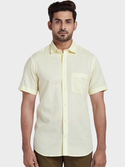 

ColorPlus Men Yellow Tailored Fit Solid Casual Shirt