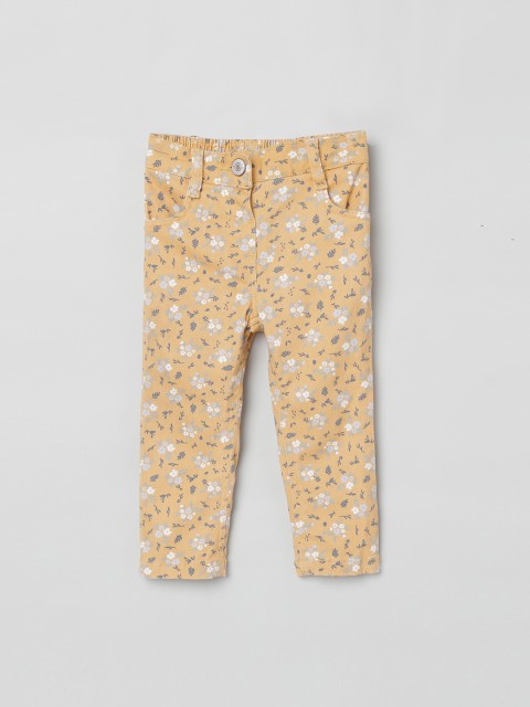 

max Girls Yellow Regular Fit Printed Regular Trousers
