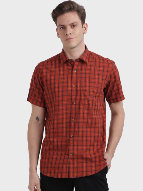 

ColorPlus Men Red Tailored Fit Checked Casual Shirt