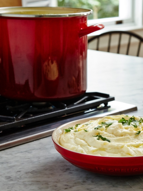 

LE CREUSET Red Solid Pasta Bowl 27 cm