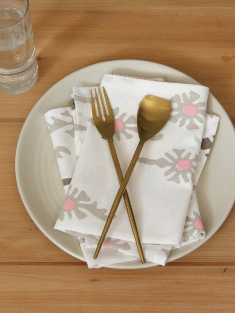 

House This Set Of 2 White & Pink Printed Cotton Square Table Napkins