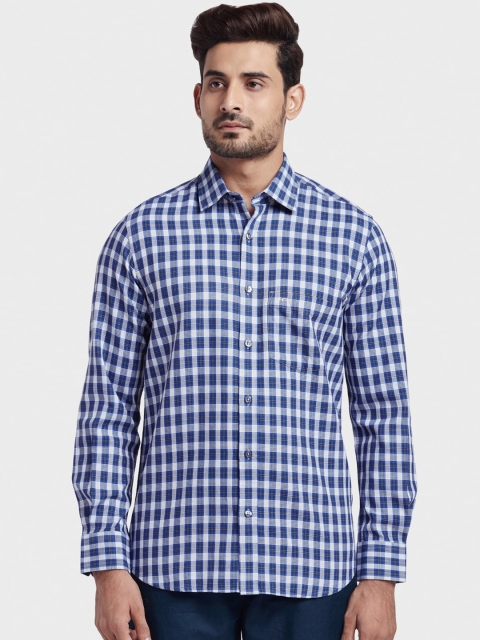 

ColorPlus Men Blue & White Tailored Fit Checked Casual Shirt