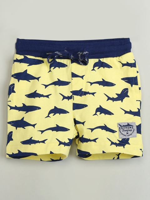 

max Boys Yellow & Navy Blue Sharks Printed Regular Shorts