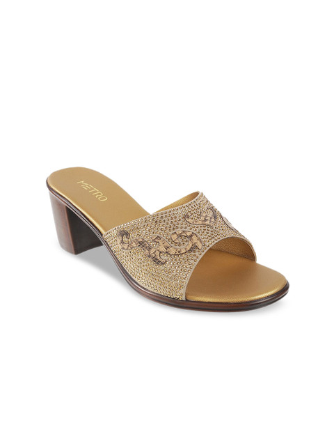 

Metro Women Gold-Toned Woven Design Sandals