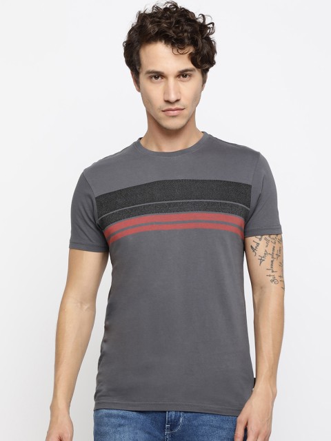 

Pepe Jeans Men Grey Striped Round Neck T-shirt