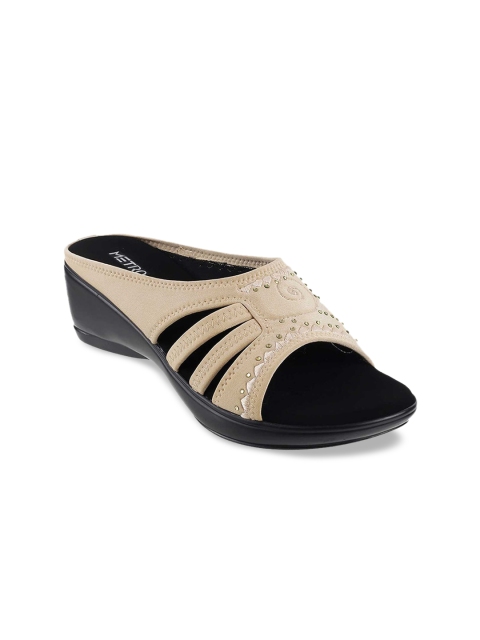 

Metro Women Beige Solid Mules
