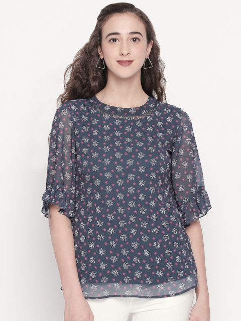 

Mesmerize Women Grey Floral Printed Top