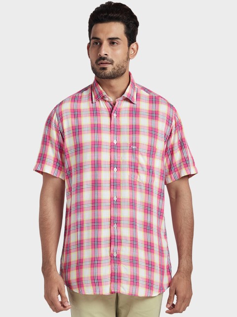

ColorPlus Men Red Tailored Fit Checked Casual Shirt