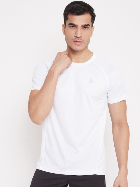 

Athleto Men White Solid Round Neck T-shirt
