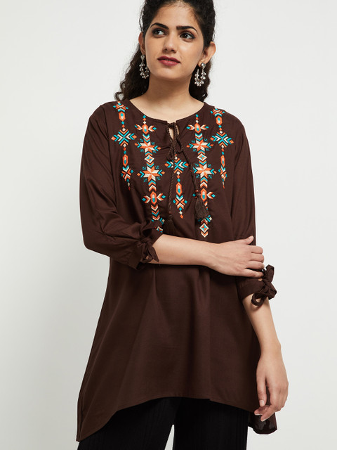 

max Women Brown & Blue Embroidered Tunic