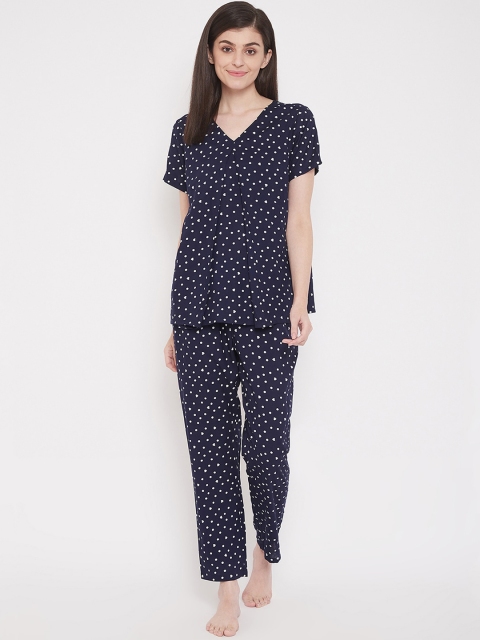 

Clovia Women Blue Printed Night suit