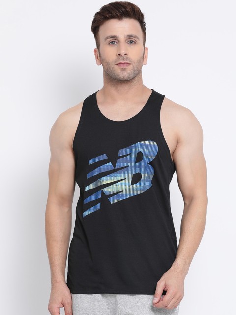 

New Balance Men Black Printed Round Neck T-shirt