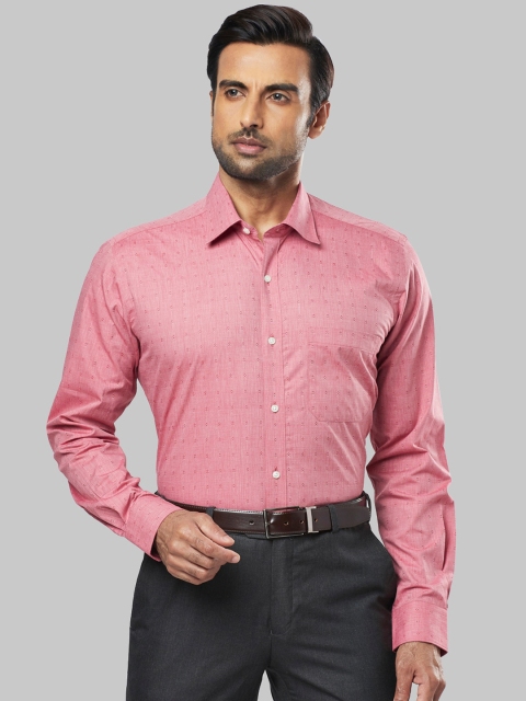 

Raymond Men Red Regular Fit Solid Casual Shirt