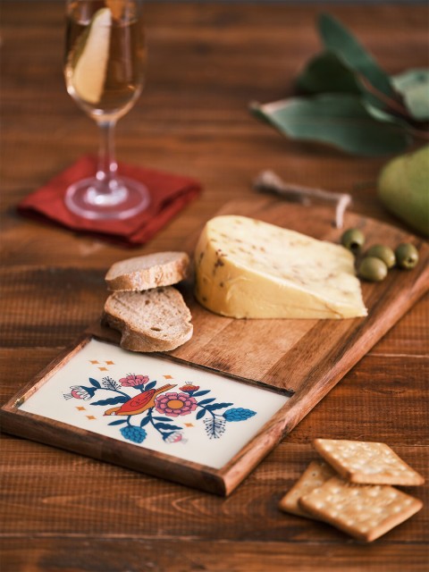 

Chumbak Brown & Off-White Floral Handcrafted Country Wooden Cheese Board