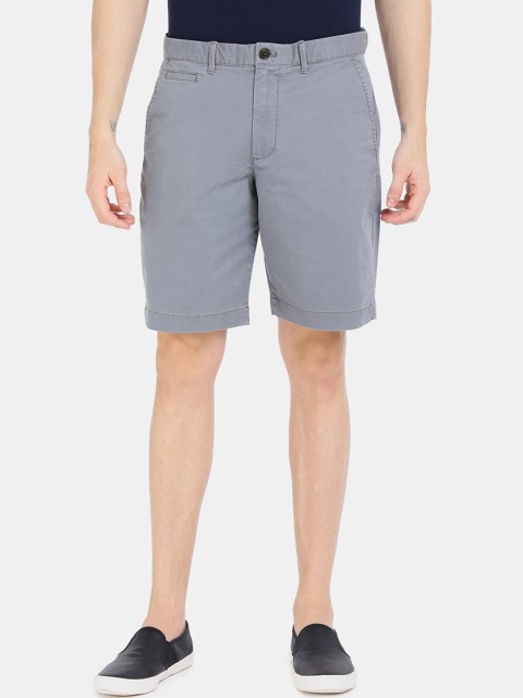 

GAP Men Grey Solid Slim Fit Denim Shorts