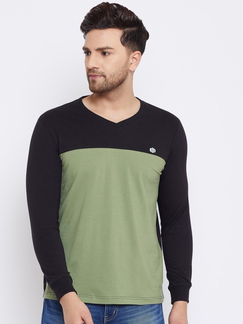 

Bishop Cotton Men Green Colourblocked V-Neck T-shirt