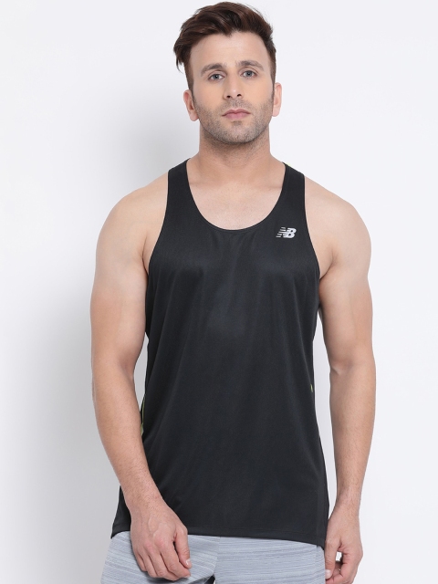 

New Balance Men Black Solid Scoop Neck T-shirt
