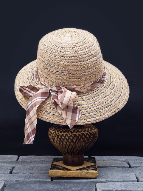 

Golden Peacock Women Beige & White Woven-Design Sun Hat