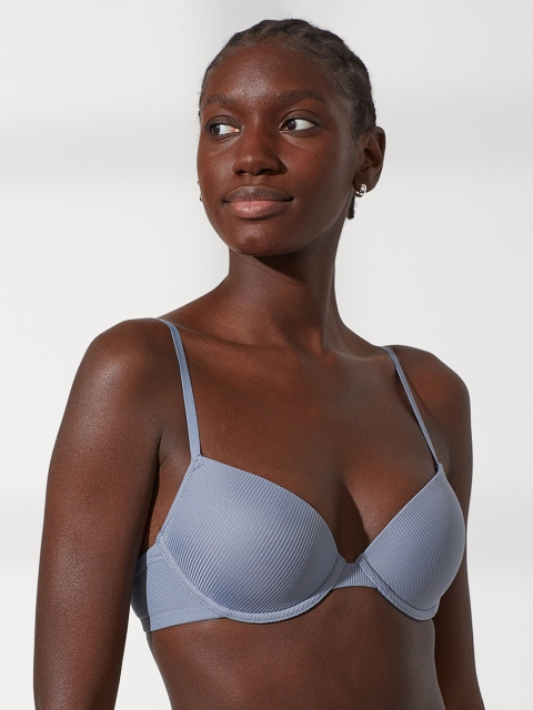 

H&M Women Blue Solid Padded Underwired Bra 0854193006