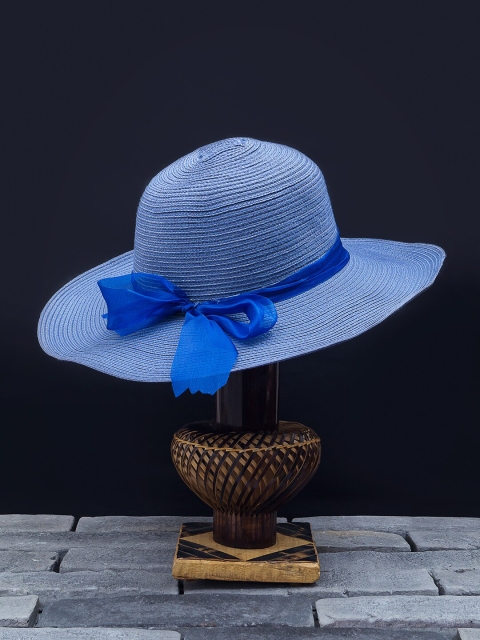 

Golden Peacock Women Blue Straw Sun Hat