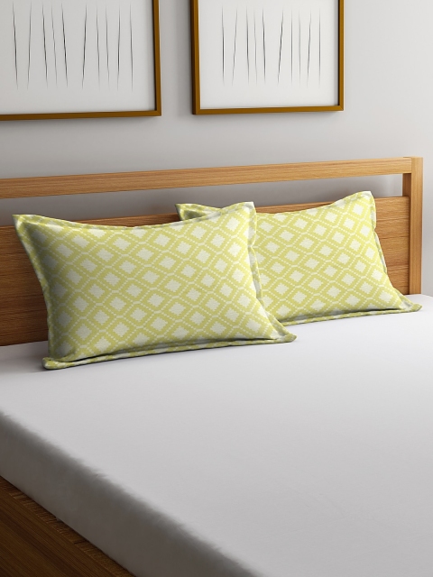 

NEUDIS Green & White Set Of 2 Jacquard Pillow Covers