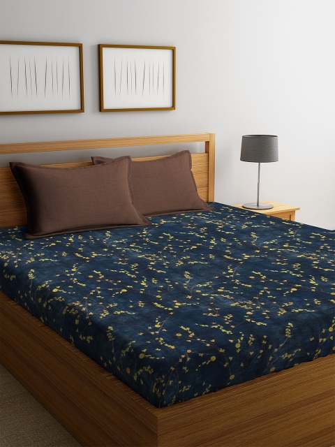 

BOMBAY DYEING Navy Blue Printed 210 TC King Bedsheet With 2 Pillow Covers