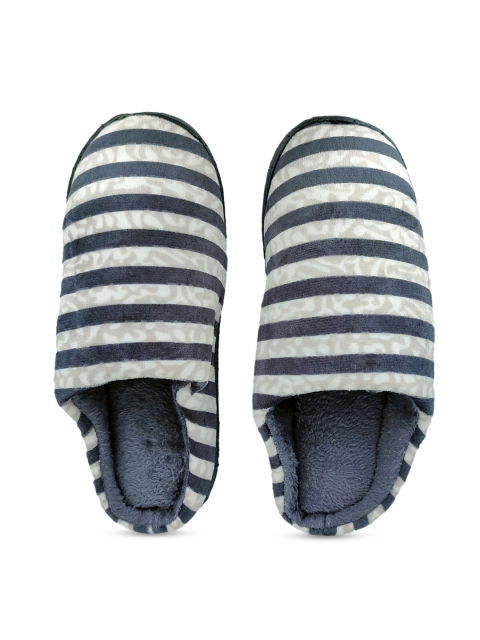 

Pampy Angel Men Grey Printed Fur Sliders