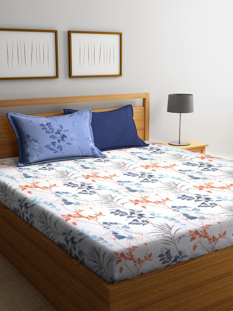 

BOMBAY DYEING Blue & White Floral Printed 1 King Size Bedsheet With 4 Pillow Cover Set