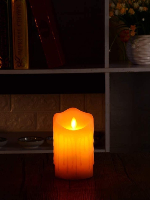 

Archies Unisex Off-White & Yellow Solid Led Swing Flameless Candle
